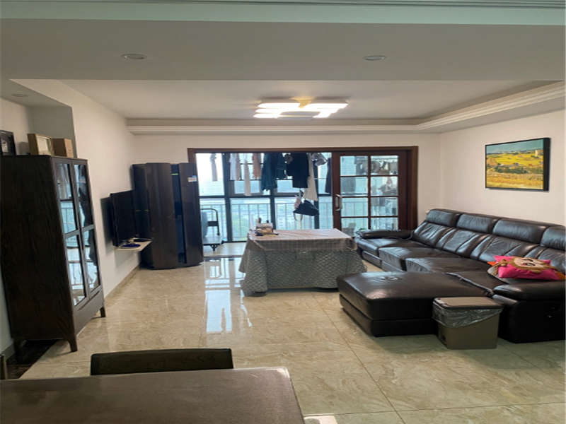 新長(zhǎng)海廣場(chǎng)（新長(zhǎng)海中心）法拍房E、F棟2212