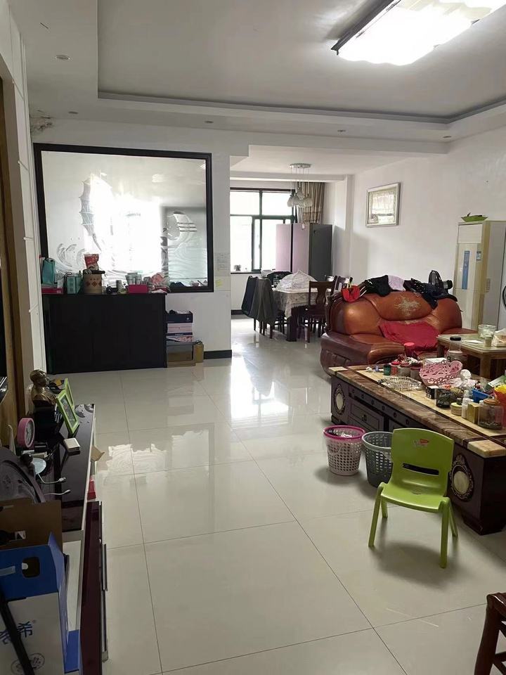 泉星社區(qū)(星沙國際物流園)法拍房A13棟2號501號 泉星社區(qū)(星沙國際物流園)法拍房A13棟2號501號