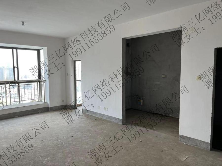 金房萬(wàn)樹(shù)丹堤（玲瓏灣園）法拍房2棟2806號(hào)