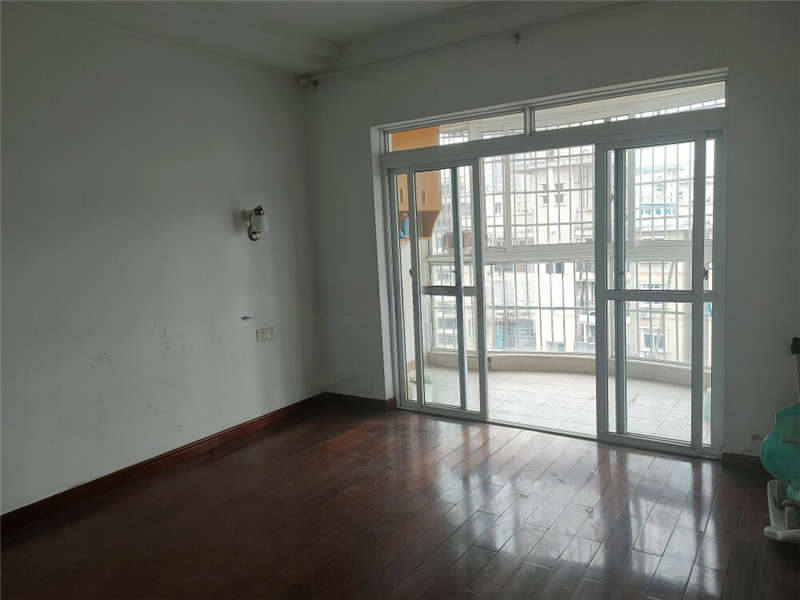 楚天家園法拍房1棟（實(shí)勘藍(lán)天閣D座）1208、1308號