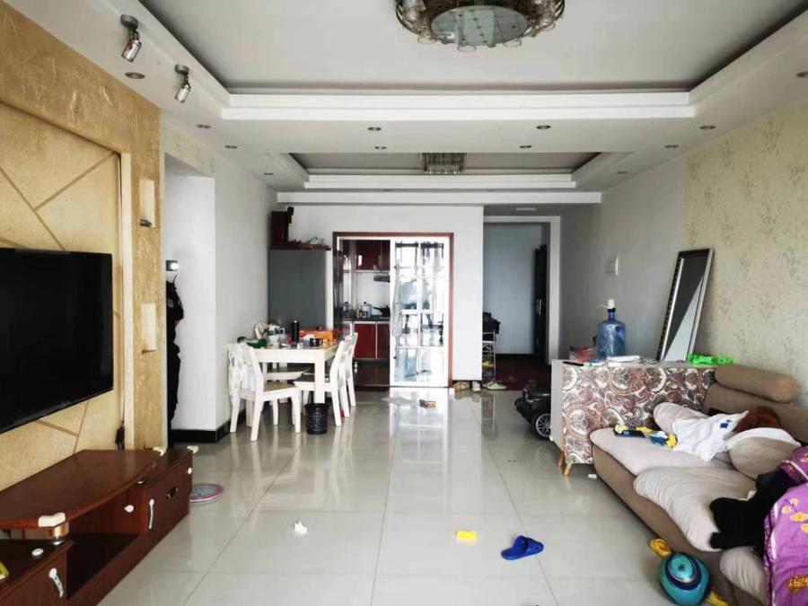 增輝凱旋帝景法拍房5棟2407室、2408室（實(shí)勘為5棟2404號）