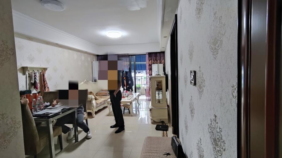 中海國(guó)際社區(qū)一期（中海江御名園）法拍房一期金楠街13、14棟1002室及室內(nèi)家具電器