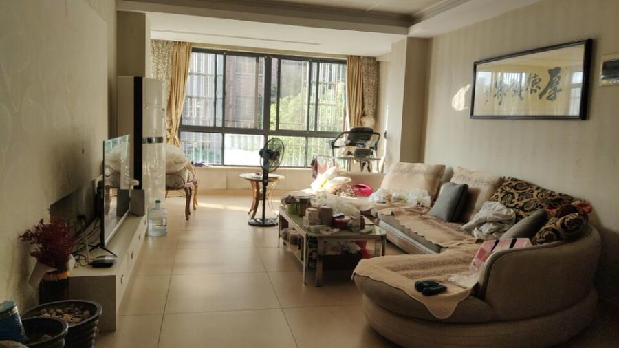 山水灣法拍房B11棟302 山水灣法拍房B11棟302