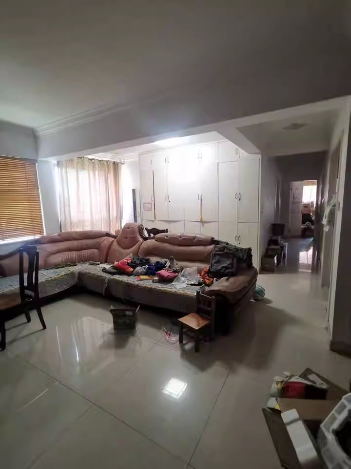 （6.5折）濱江君悅香邸法拍房7棟2005號(hào)房