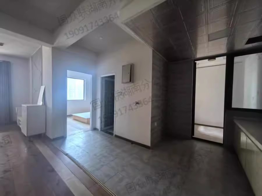 （八折復(fù)式）保利西海岸法拍房A1棟2907房